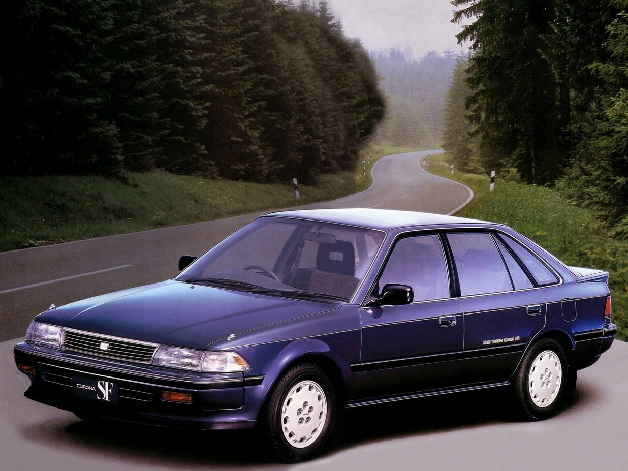 Toyota Corona VIII (T170), вид сбоку