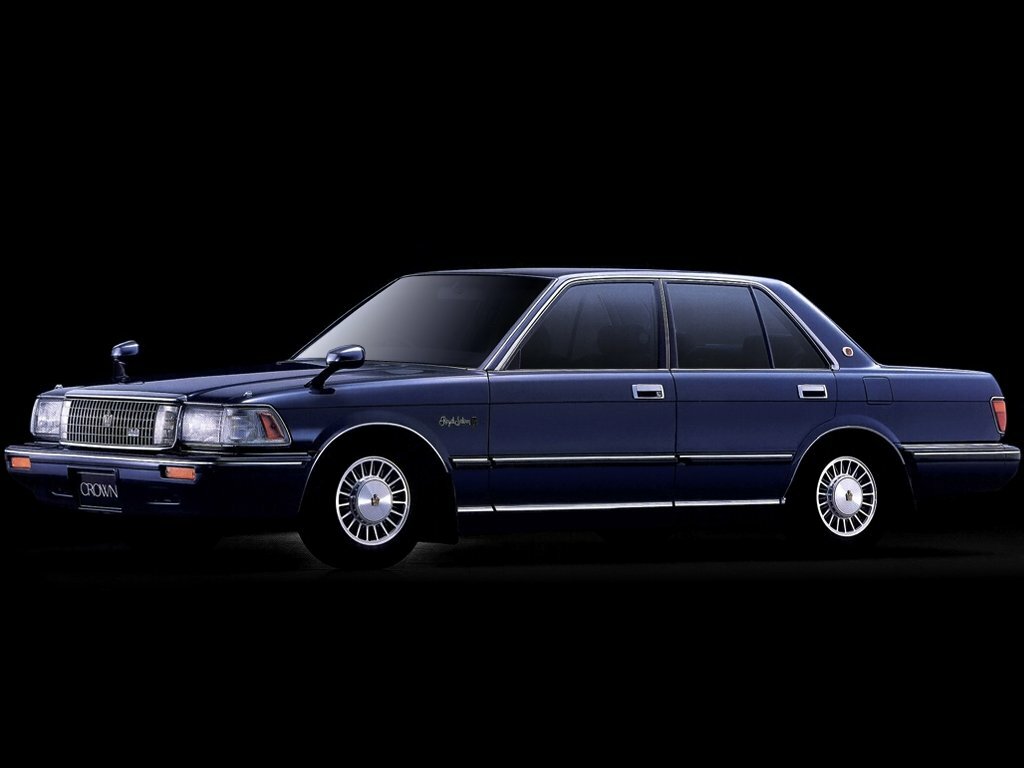 Toyota Crown VIII (S130), Седан: фото поколения