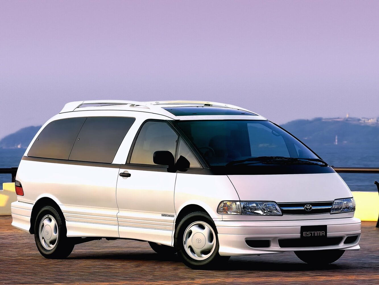 Toyota Estima I