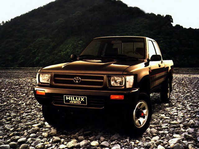 Toyota Hilux V