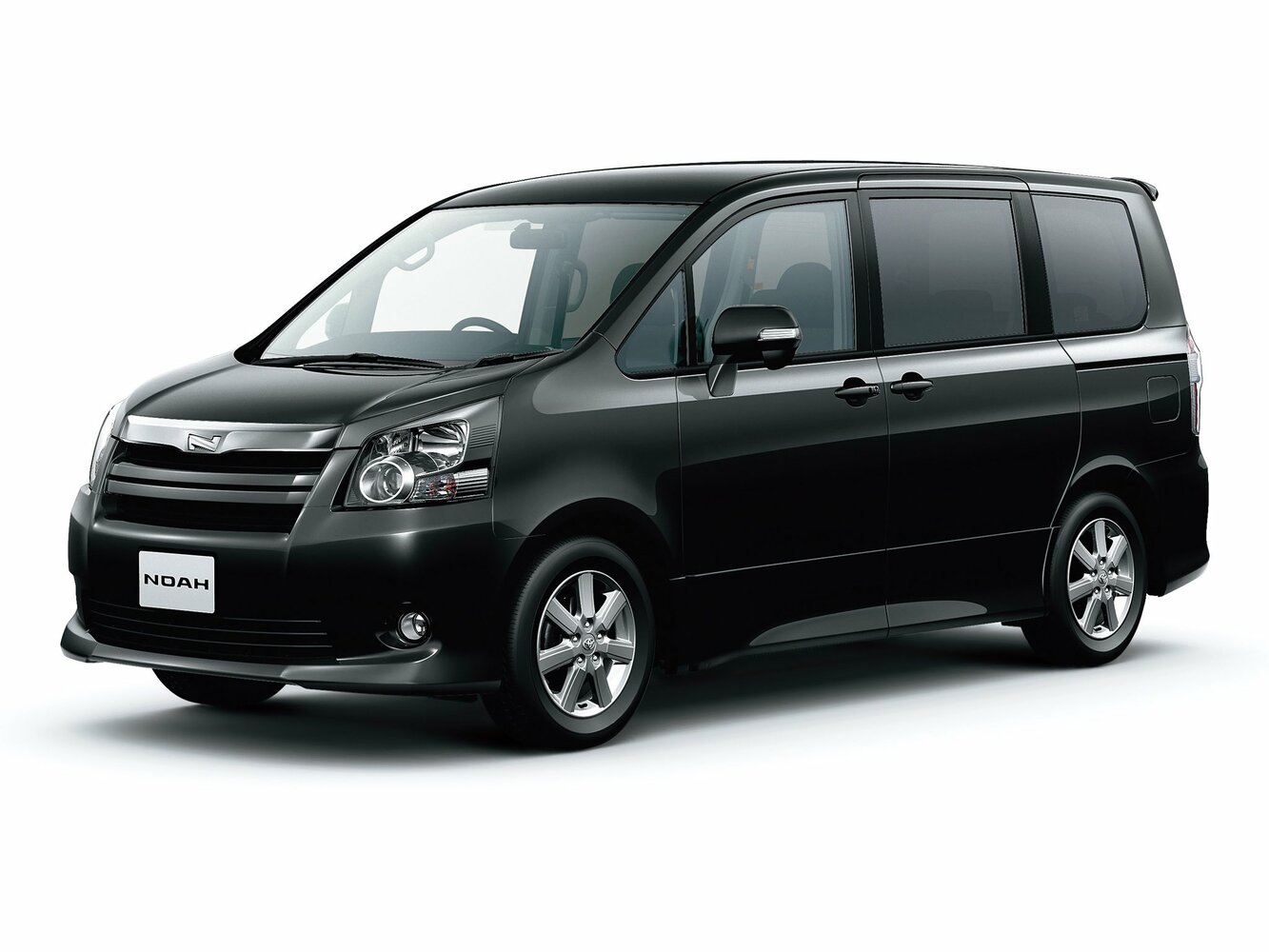 Toyota Noah II (R70)