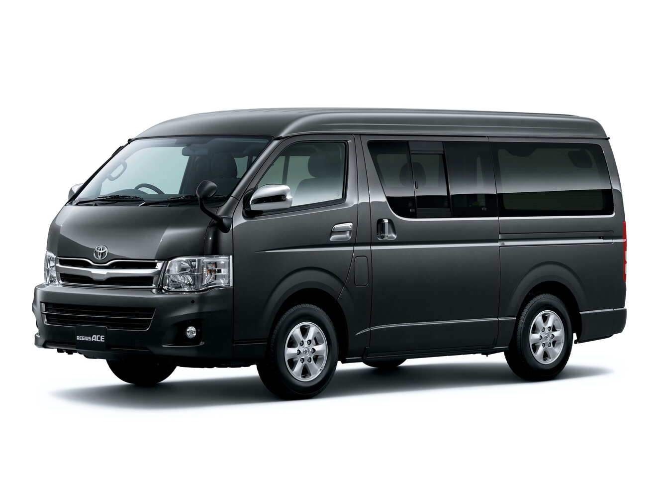 Toyota Regius Ace H200 Рестайлинг 2