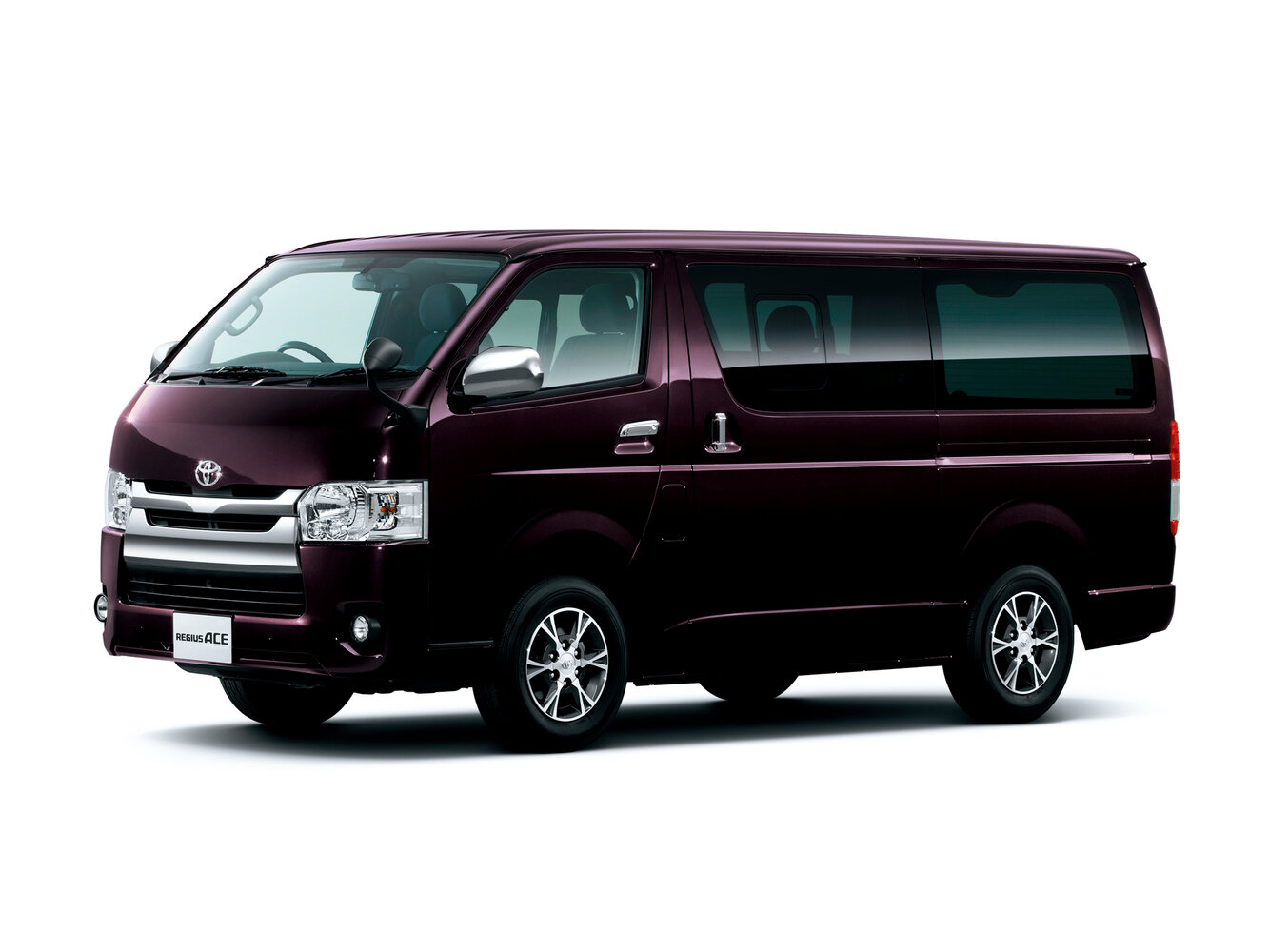 Toyota Regius Ace