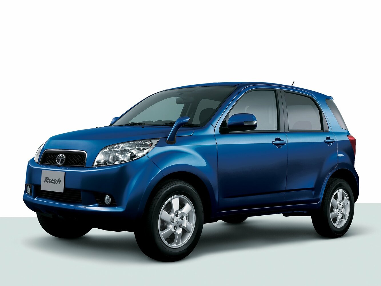 Toyota Rush I