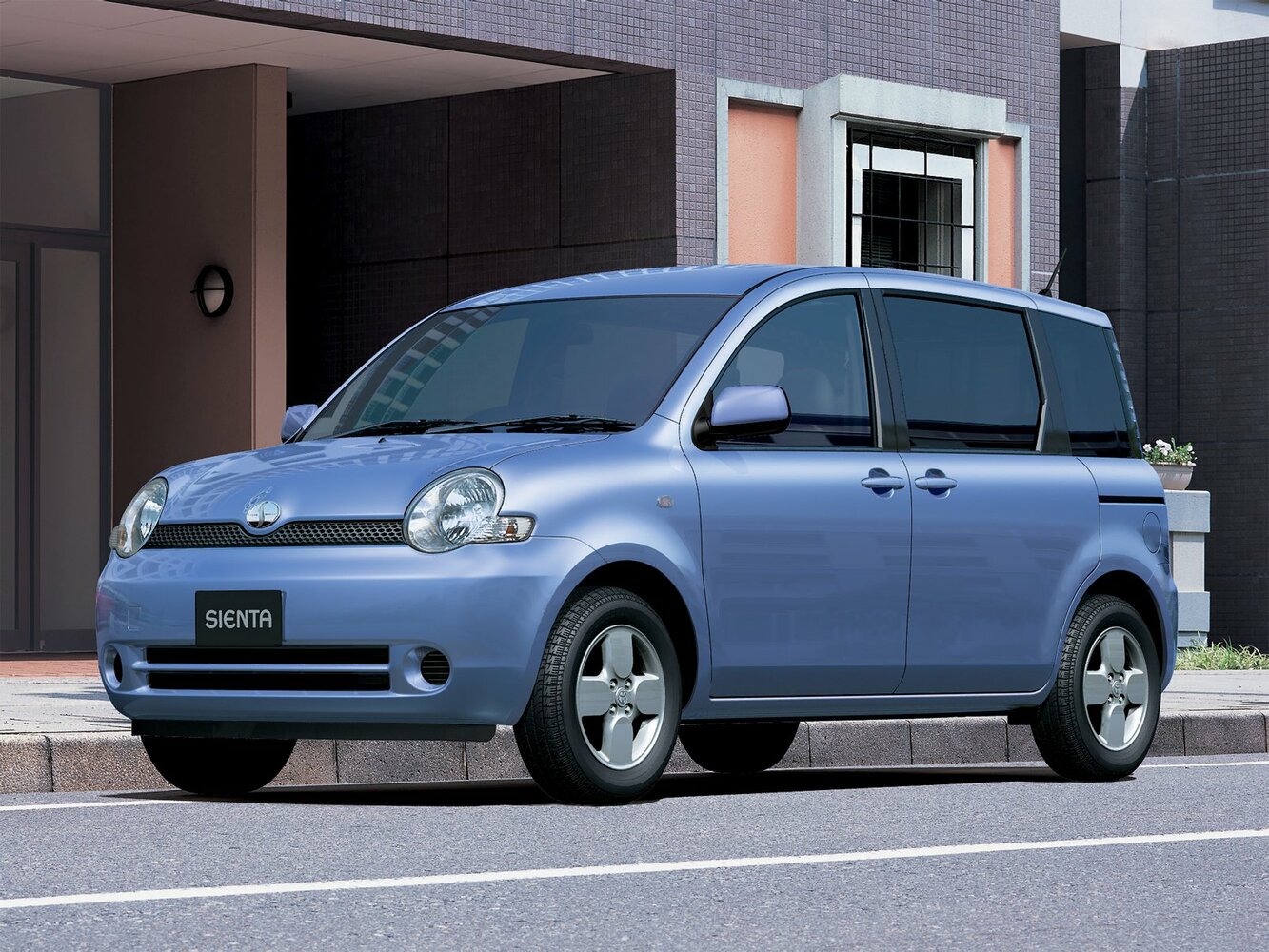 Toyota Sienta I
