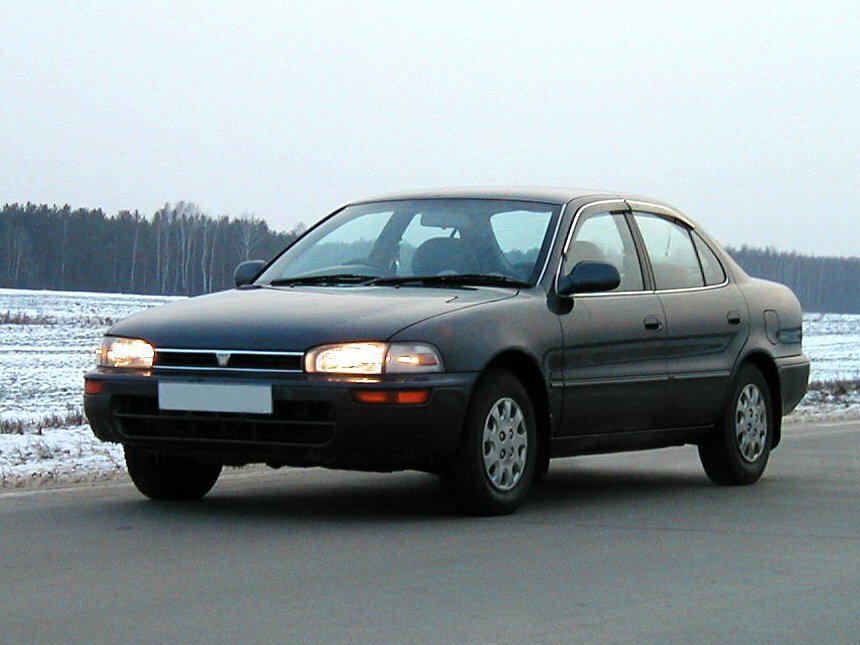 Toyota Sprinter VII (E100)