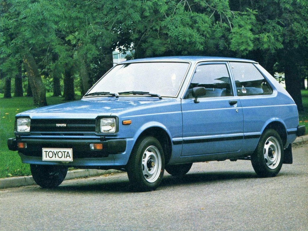Toyota Starlet II (P60), вид сбоку