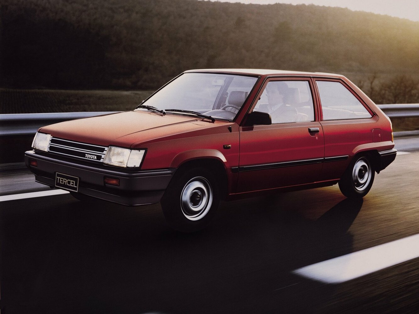 Toyota Tercel II (L20), Хэтчбек 3 дв.: фото поколения