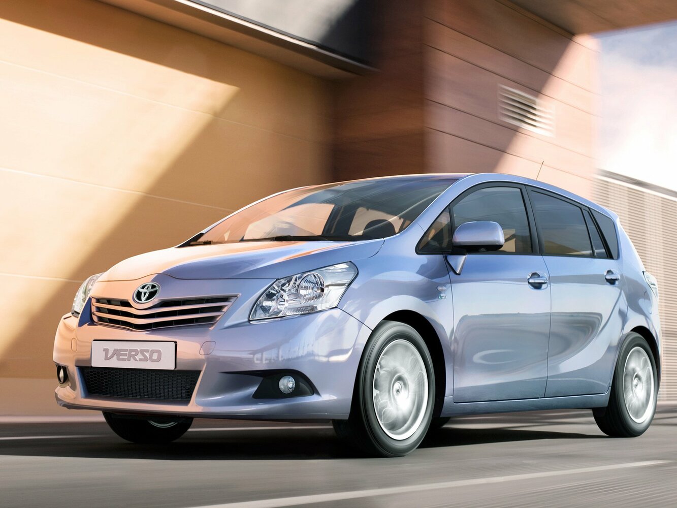 Toyota Verso I