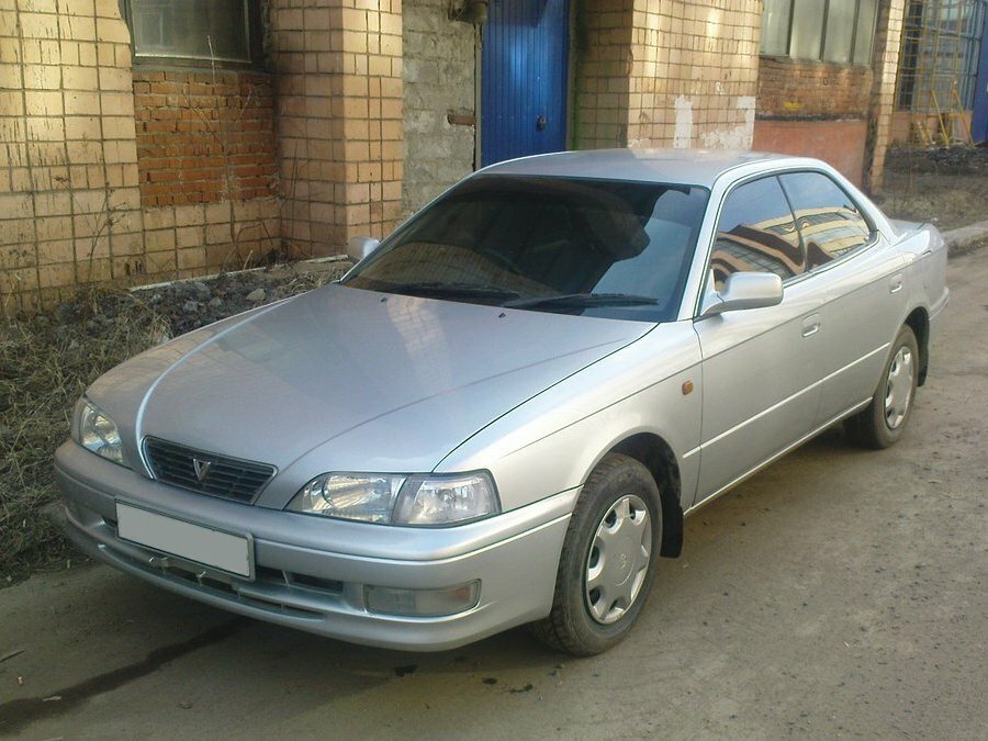 Toyota Vista IV (V40)