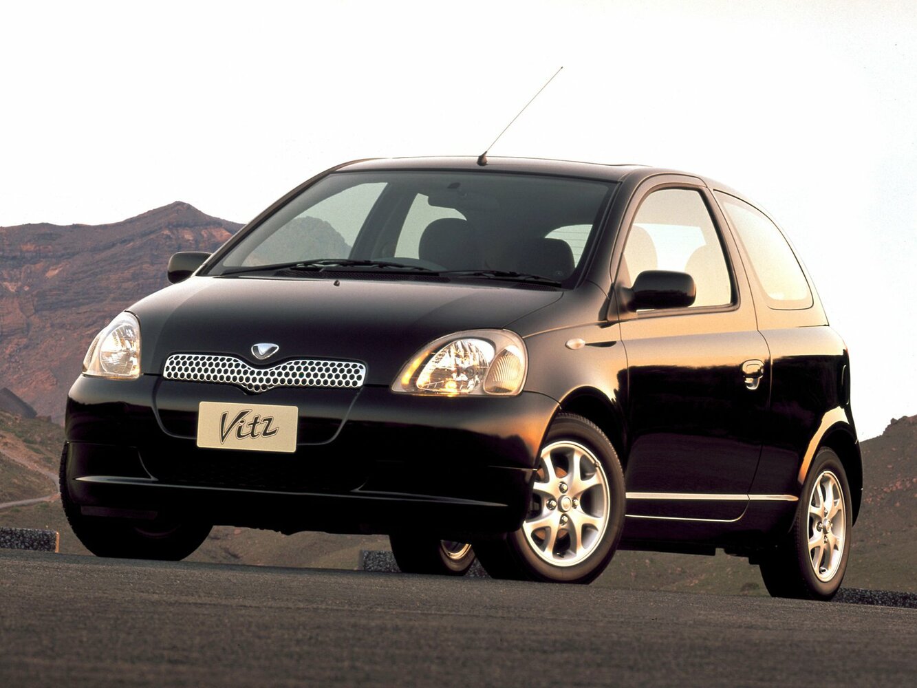 Toyota Vitz I (P10)