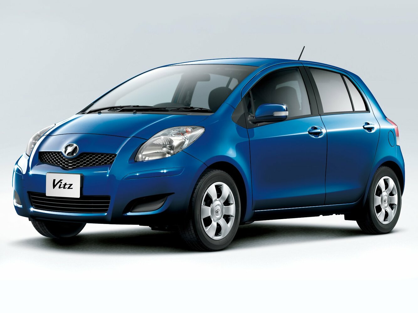 Toyota Vitz II (XP90)