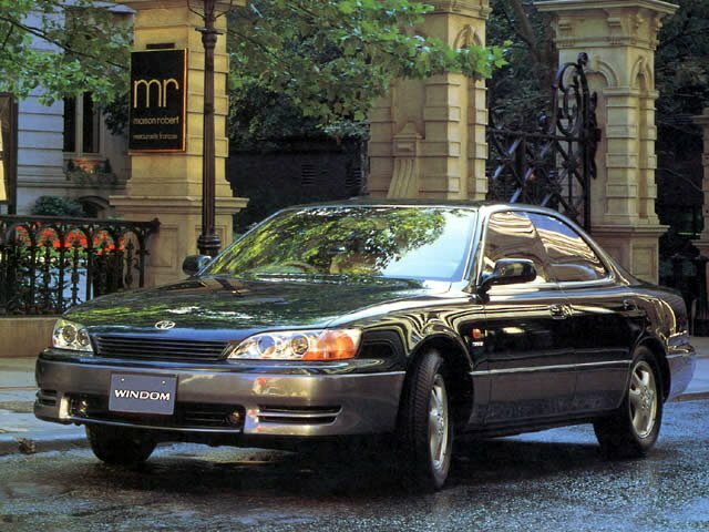 Toyota Windom I (XV10)