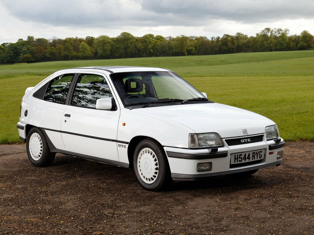 Vauxhall Astra E, Хэтчбек 3 дв.: фото поколения