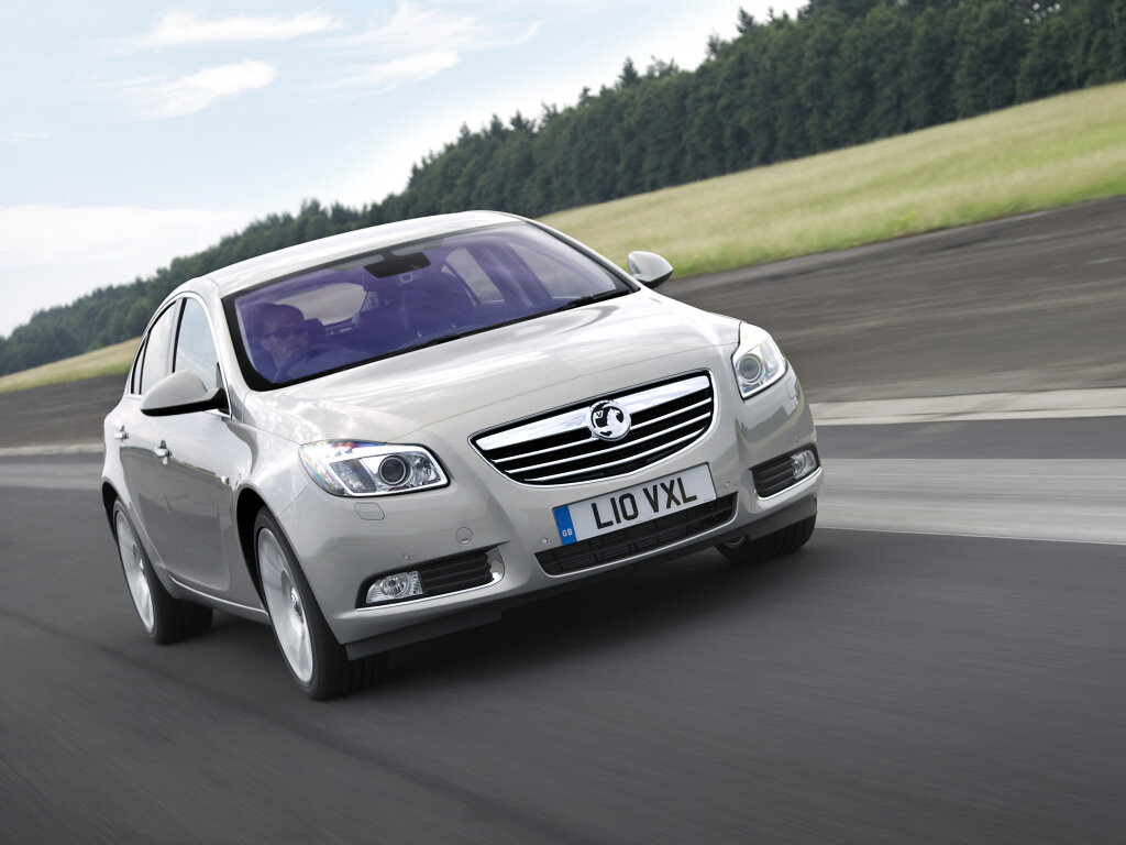 Vauxhall Insignia I, Лифтбек: фото поколения
