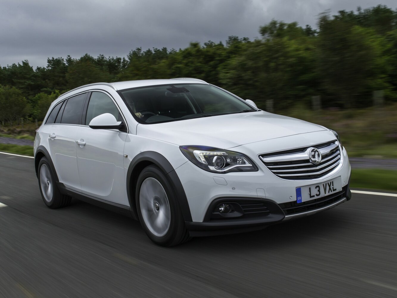 Vauxhall Insignia I Рестайлинг, вид сбоку