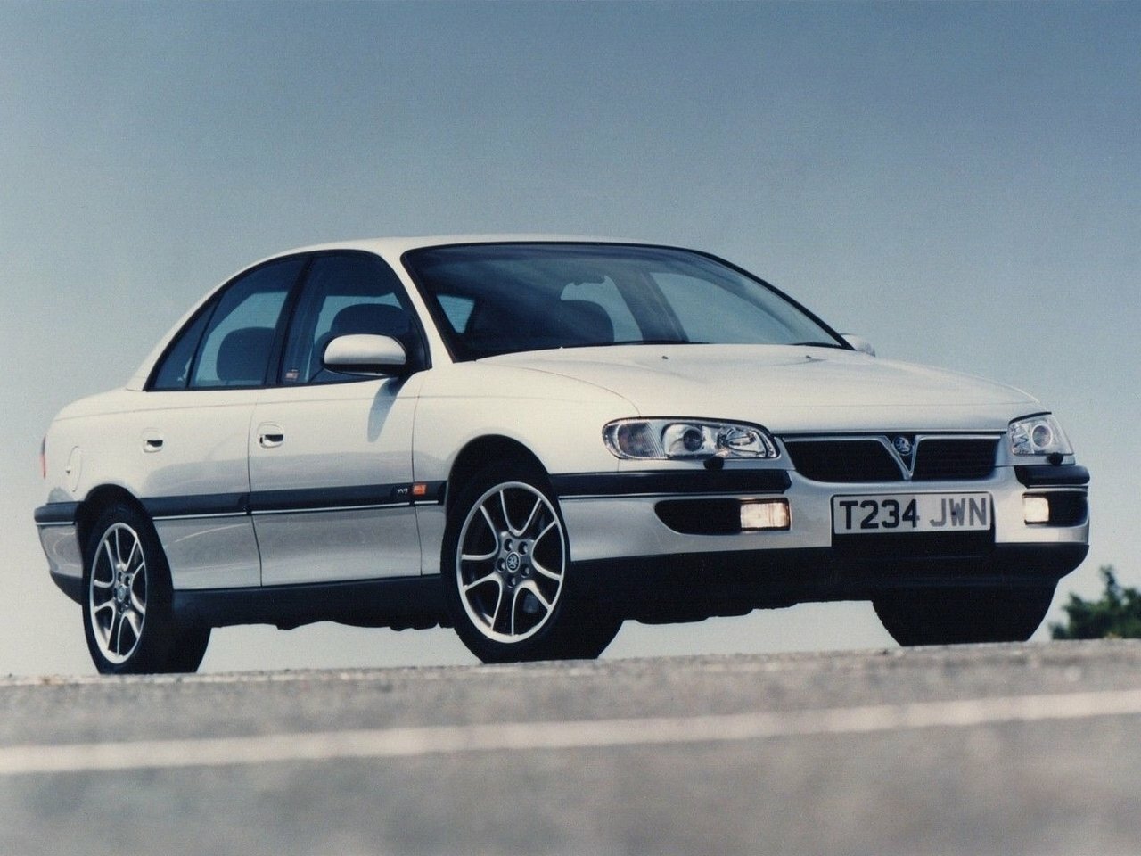 Vauxhall Omega B