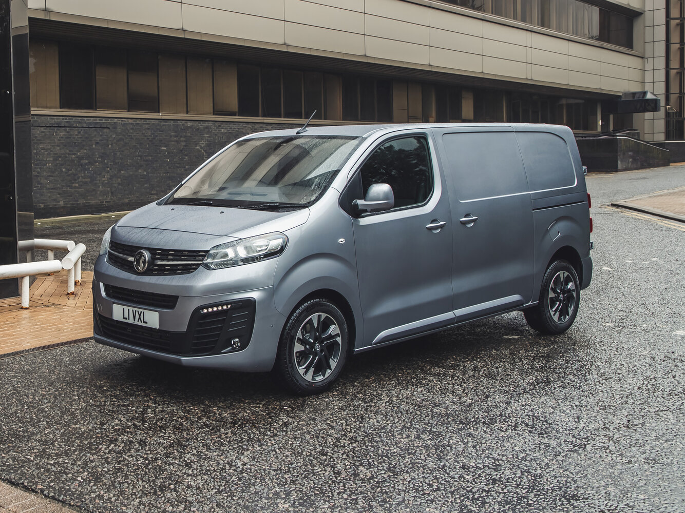 Vauxhall Vivaro C, Фургон: фото поколения