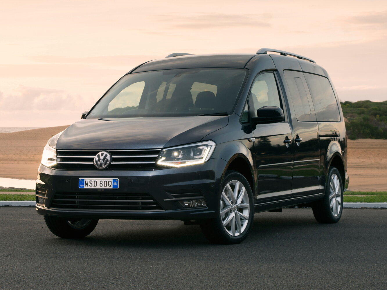 Volkswagen Caddy IV, Компактвэн Maxi: фото поколения