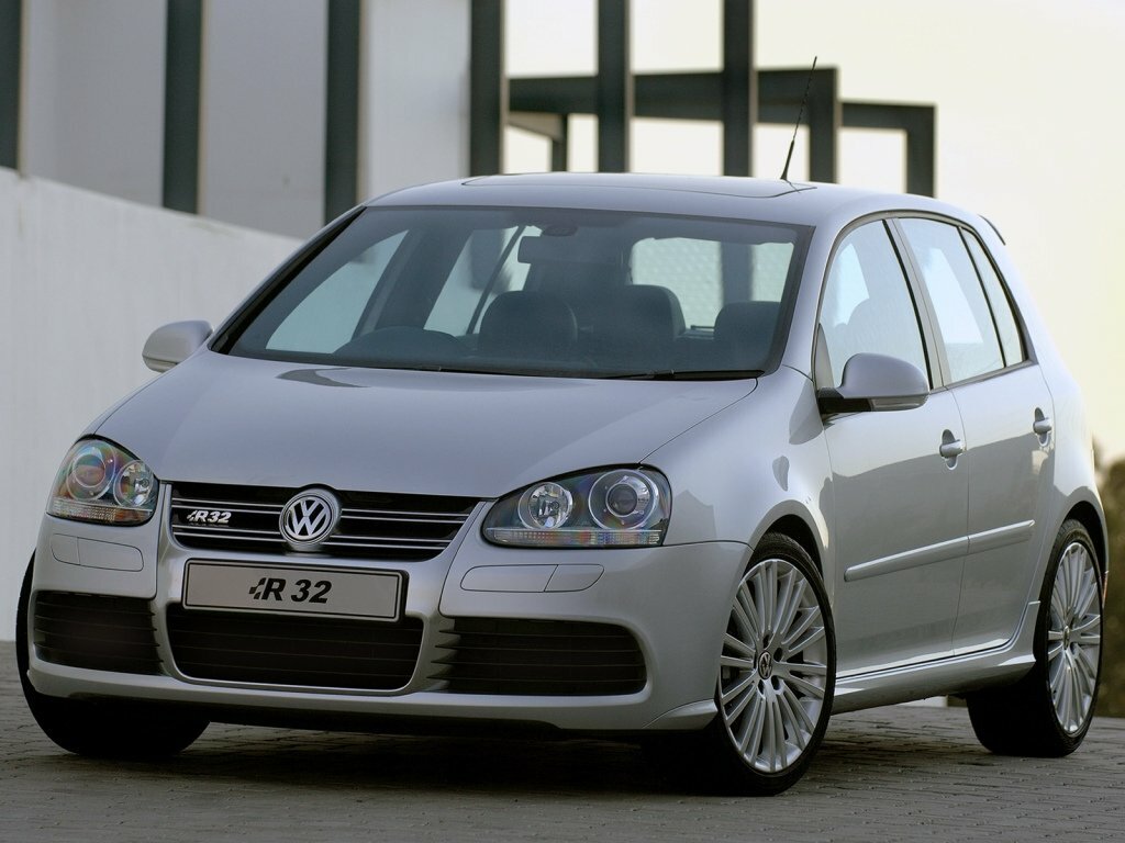 Volkswagen Golf R32 V, Хэтчбек 5 дв.: фото поколения