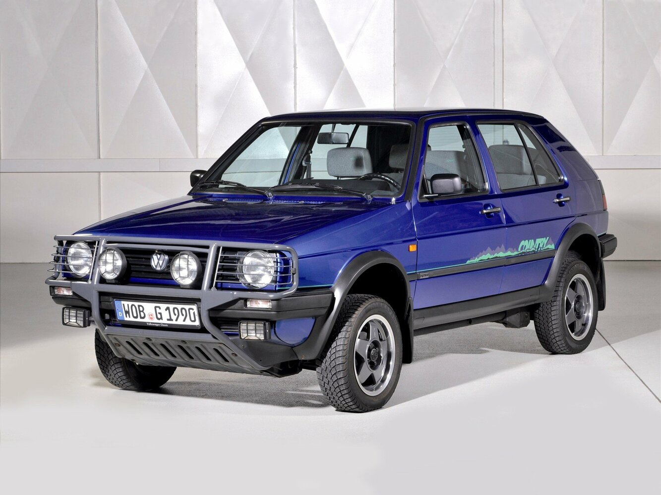 Volkswagen Golf II, вид сбоку