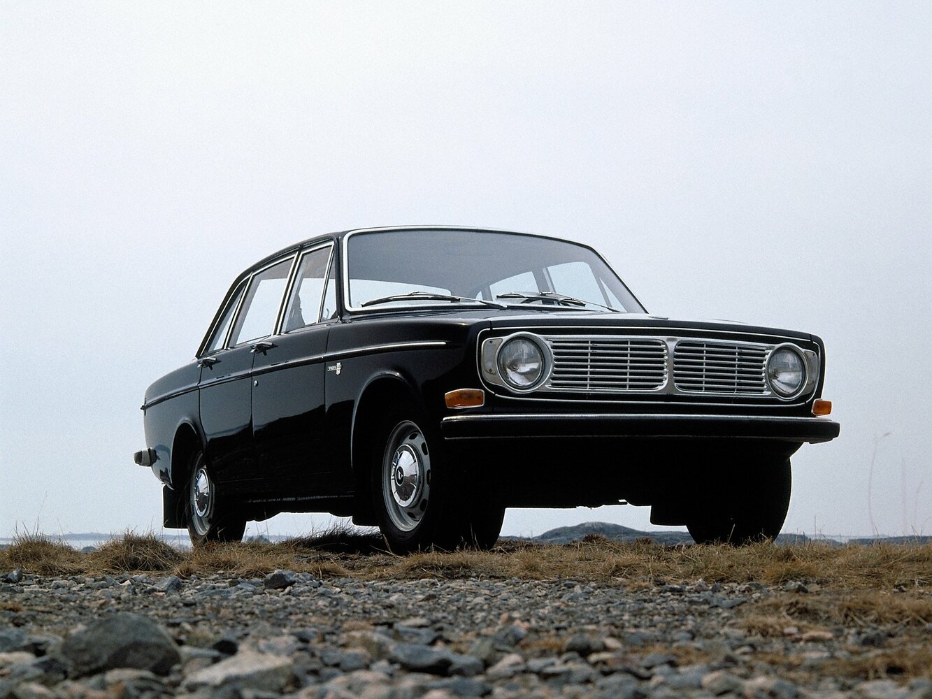 Volvo 140 Series, Седан: фото поколения