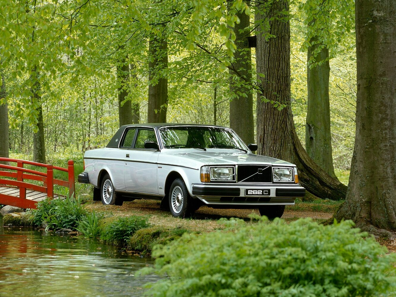 Volvo 260 Series, Седан 2 дв.: фото поколения