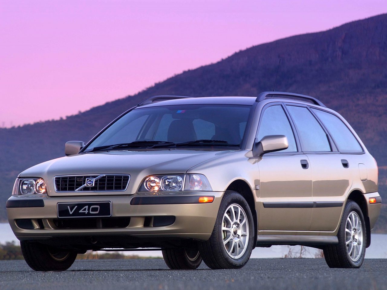 Volvo V40 I Рестайлинг
