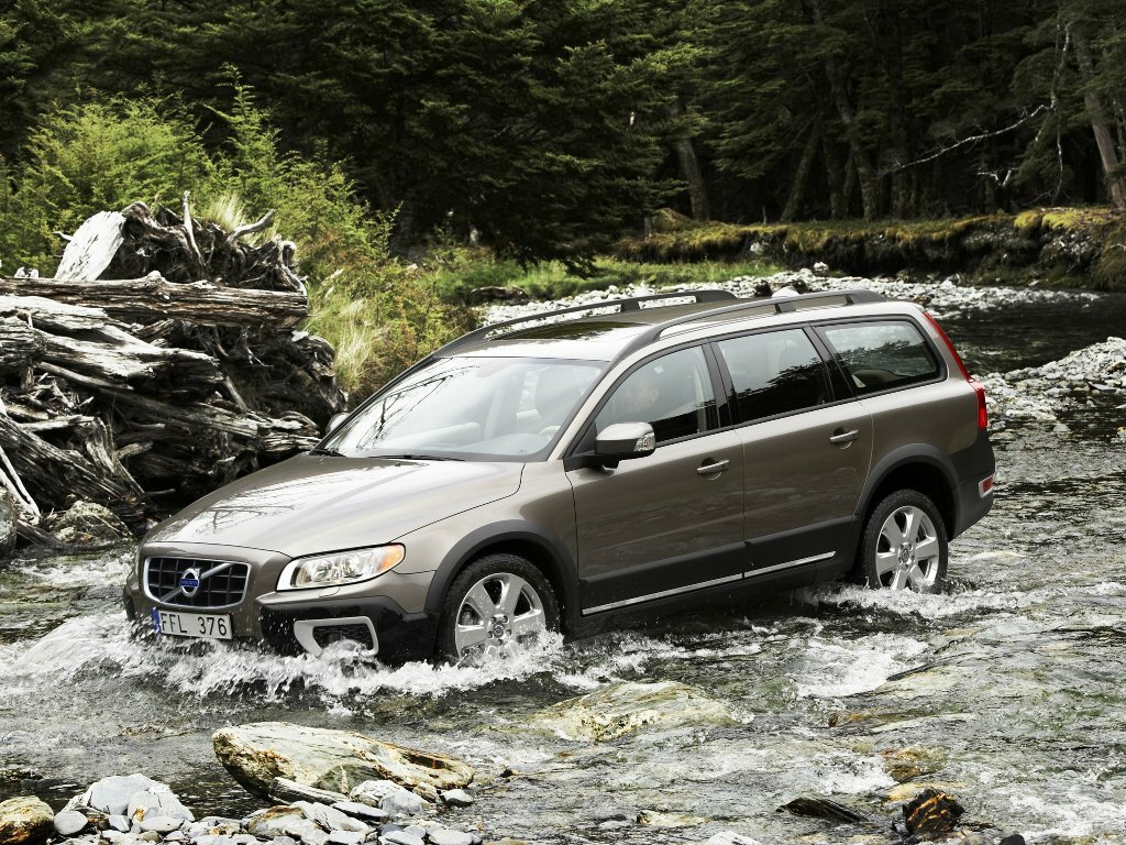 Volvo XC70 II